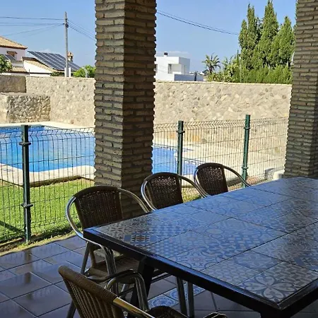 Casa Carmelo Conil 1 *